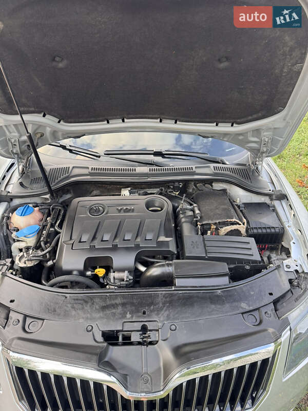 Skoda Superb 2013