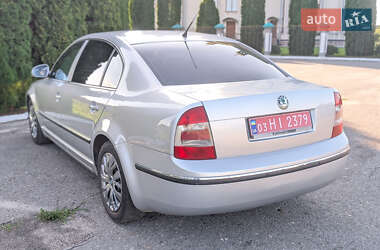 Лифтбек Skoda Superb 2008 в 