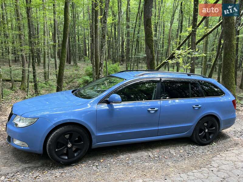 Универсал Skoda Superb 2012 в Ужгороде фото 5 Универсал Skoda Superb 2012 в Ужгороде