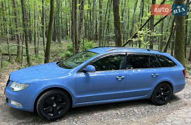 Универсал Skoda Superb 2012 в 