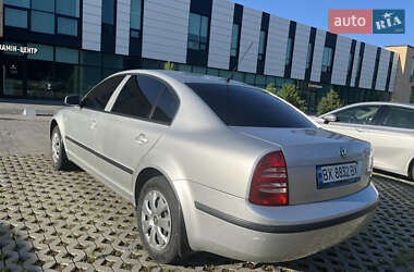 Лифтбек Skoda Superb 2006 в 