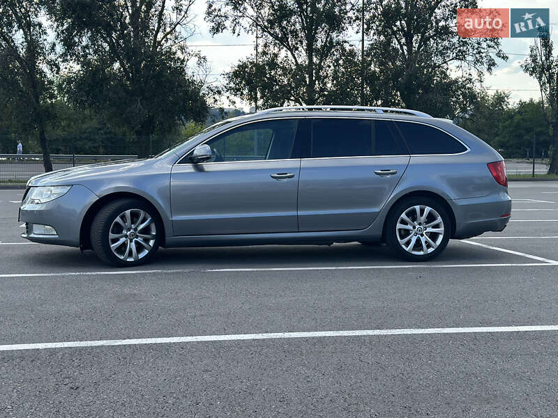 Универсал Skoda Superb 2009 в Киеве