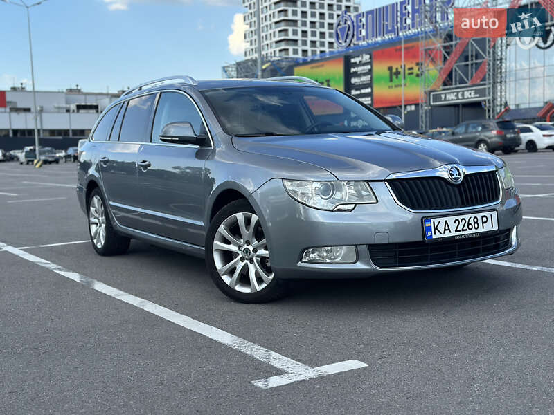 Универсал Skoda Superb 2009 в Киеве