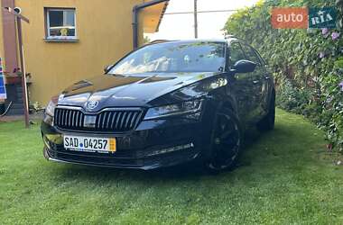 Универсал Skoda Superb 2020 в 