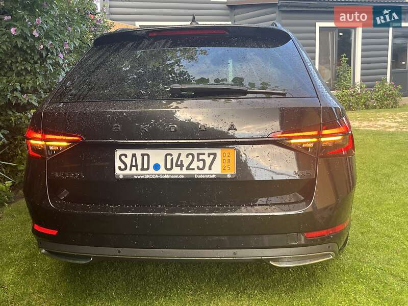 Универсал Skoda Superb 2020 в Коростене