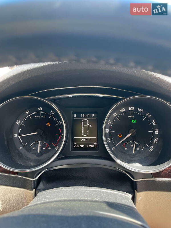 Универсал Skoda Superb 2012 в Белой Церкви