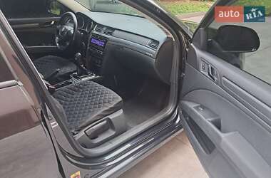 Универсал Skoda Superb 2010 в 