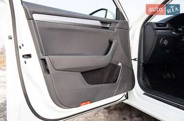 Универсал Skoda Superb 2017 в 