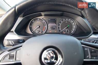 Универсал Skoda Superb 2017 в 