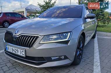 Универсал Skoda Superb 2016 в Киеве