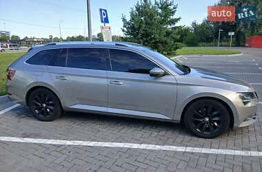 Универсал Skoda Superb 2016 в 