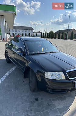 Лифтбек Skoda Superb 2008 в 