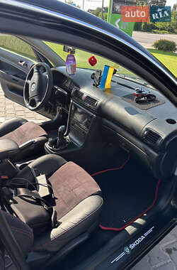 Лифтбек Skoda Superb 2008 в 