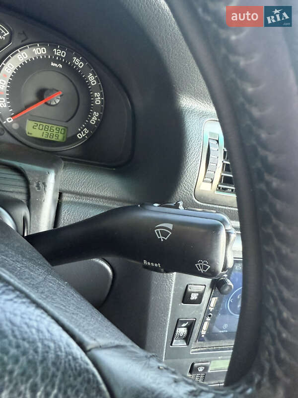 Лифтбек Skoda Superb 2005 в Соленом фото 17 Лифтбек Skoda Superb 2005 в Соленом