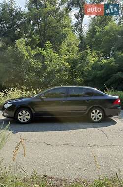 Лифтбек Skoda Superb 2010 в 