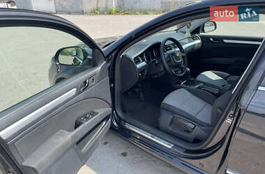 Универсал Skoda Superb 2012 в 
