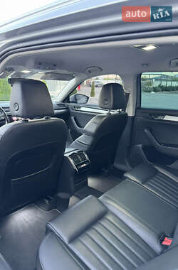 Универсал Skoda Superb 2017 в 