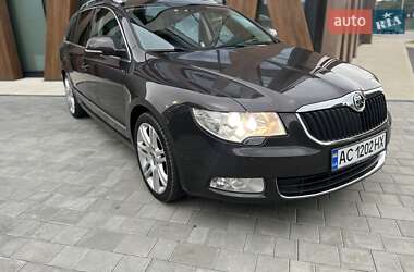 Універсал Skoda Superb 2010 в Луцьку