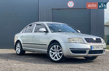 Лифтбек Skoda Superb 2007 в Ужгороде