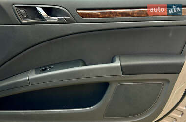 Лифтбек Skoda Superb 2014 в 