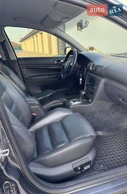 Лифтбек Skoda Superb 2005 в 