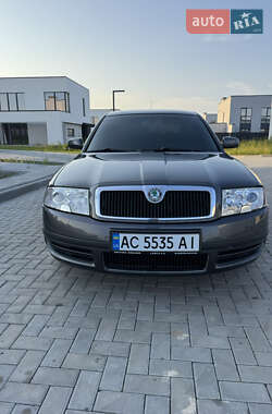 Лифтбек Skoda Superb 2005 в 