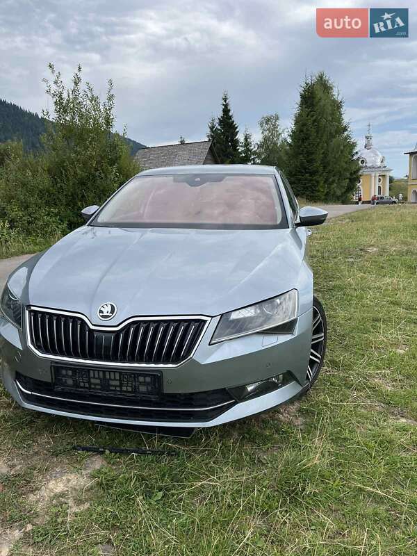 Лифтбек Skoda Superb 2017 в Межгорье