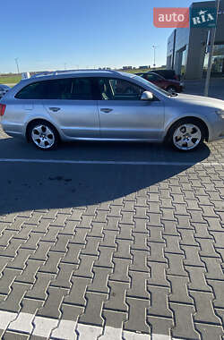 Универсал Skoda Superb 2013 в 
