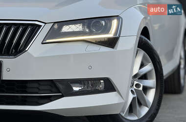 Лифтбек Skoda Superb 2019 в 