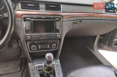 Лифтбек Skoda Superb 2011 в 