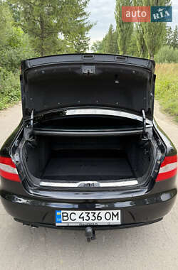 Лифтбек Skoda Superb 2011 в 