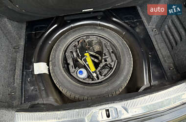 Лифтбек Skoda Superb 2011 в 