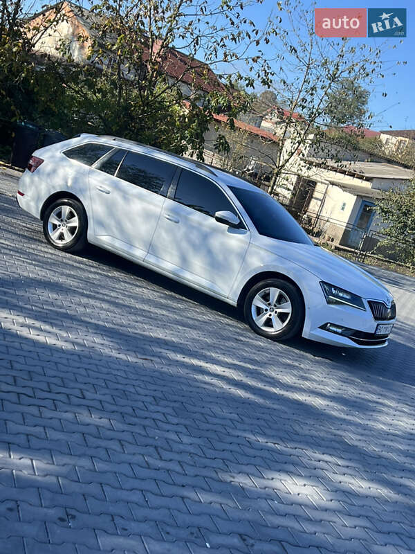 Універсал Skoda Superb 2015 в Зборові фото 4 Універсал Skoda Superb 2015 в Зборові