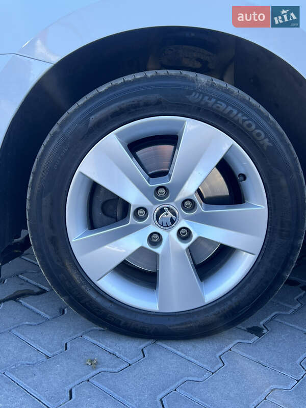 Універсал Skoda Superb 2015 в Зборові фото 43 Універсал Skoda Superb 2015 в Зборові