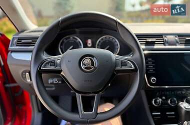 Лифтбек Skoda Superb 2018 в 