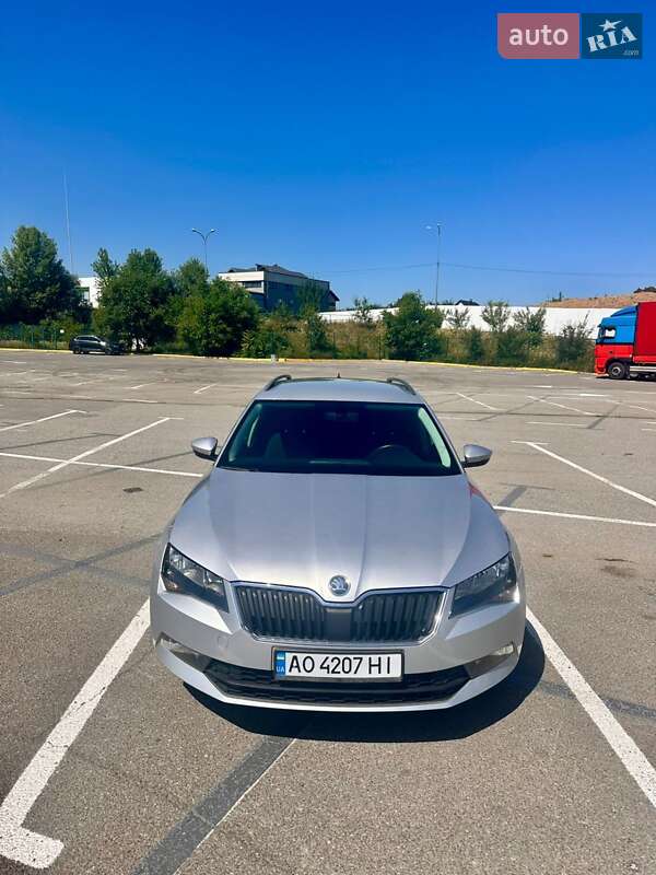 Skoda Superb 2016
