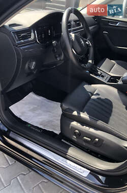 Лифтбек Skoda Superb 2022 в 