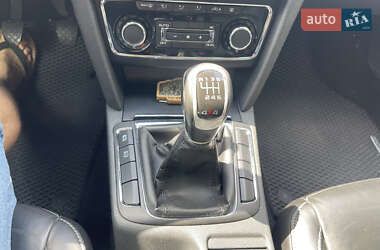 Лифтбек Skoda Superb 2010 в 