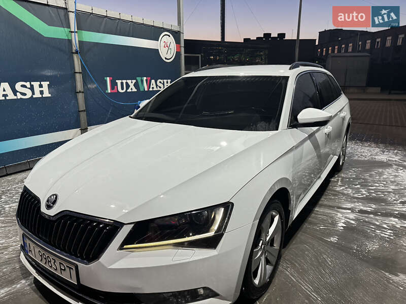 Универсал Skoda Superb 2017 в 
