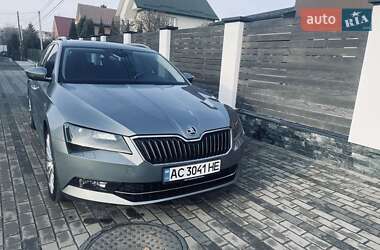 Універсал Skoda Superb 2017 в Луцьку