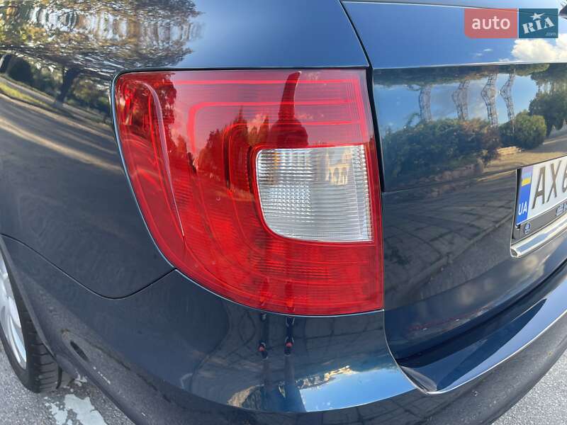 Универсал Skoda Superb 2012 в Киеве