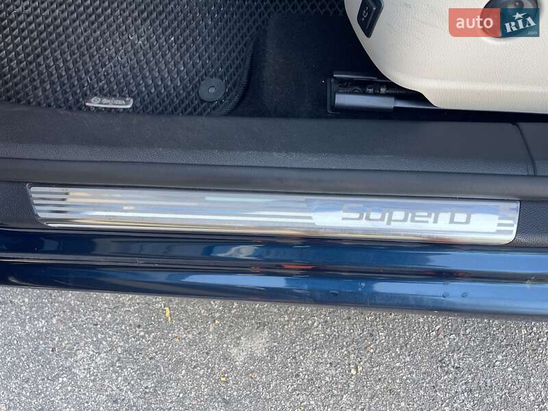 Универсал Skoda Superb 2012 в Киеве