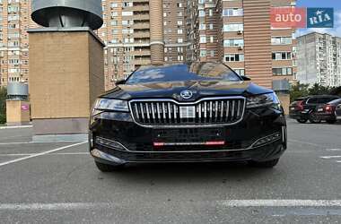 Универсал Skoda Superb 2020 в 
