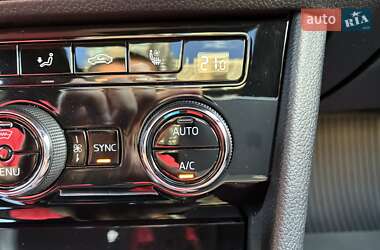 Универсал Skoda Superb 2020 в 