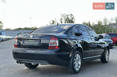 Лифтбек Skoda Superb 2006 в 