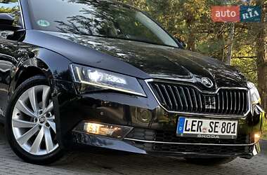Лифтбек Skoda Superb 2016 в 