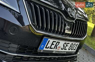 Лифтбек Skoda Superb 2016 в 