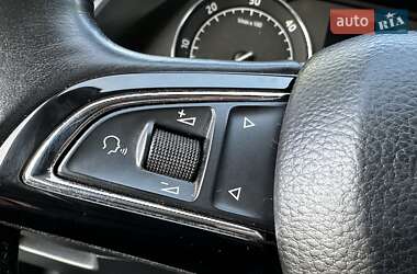 Лифтбек Skoda Superb 2016 в 