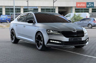Ліфтбек Skoda Superb 2023 в Дніпрі