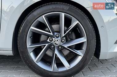 Универсал Skoda Superb 2019 в 